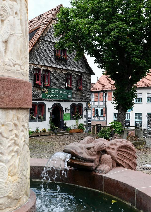 Готель Burgmannenhaus Steinau an der Strasse Екстер'єр фото